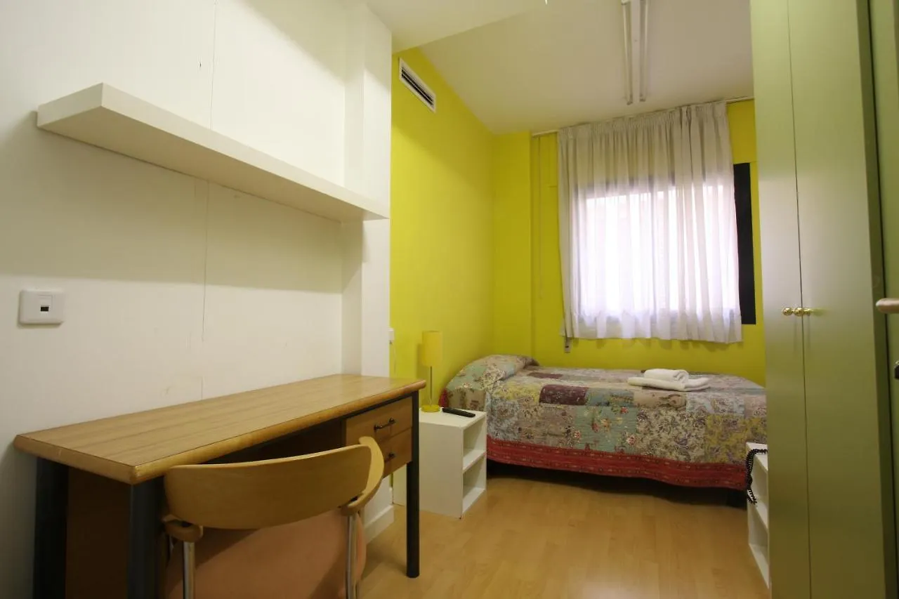 Residencia Universitaria Tagaste Barcelona Lägenhet