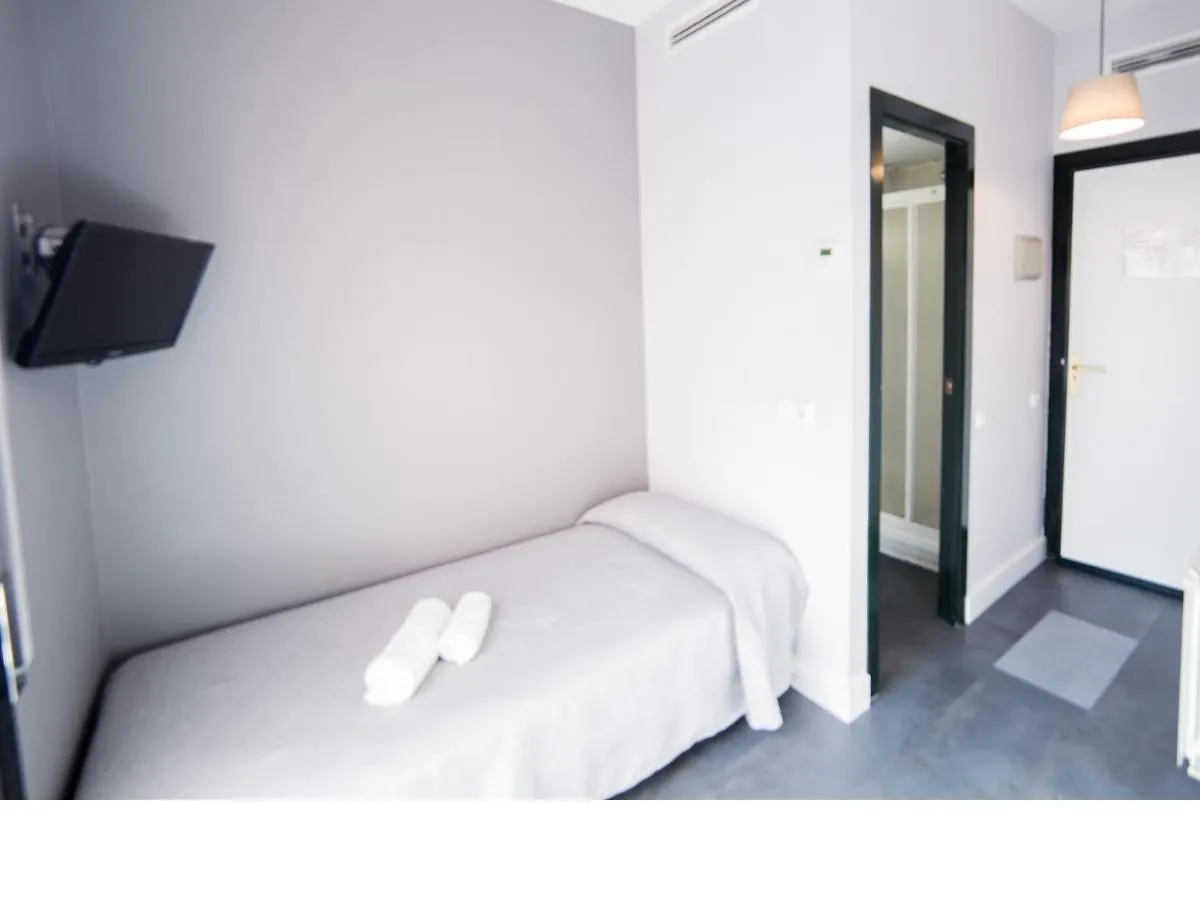 Residencia Universitaria Tagaste Barcelona 0*,  Spanien