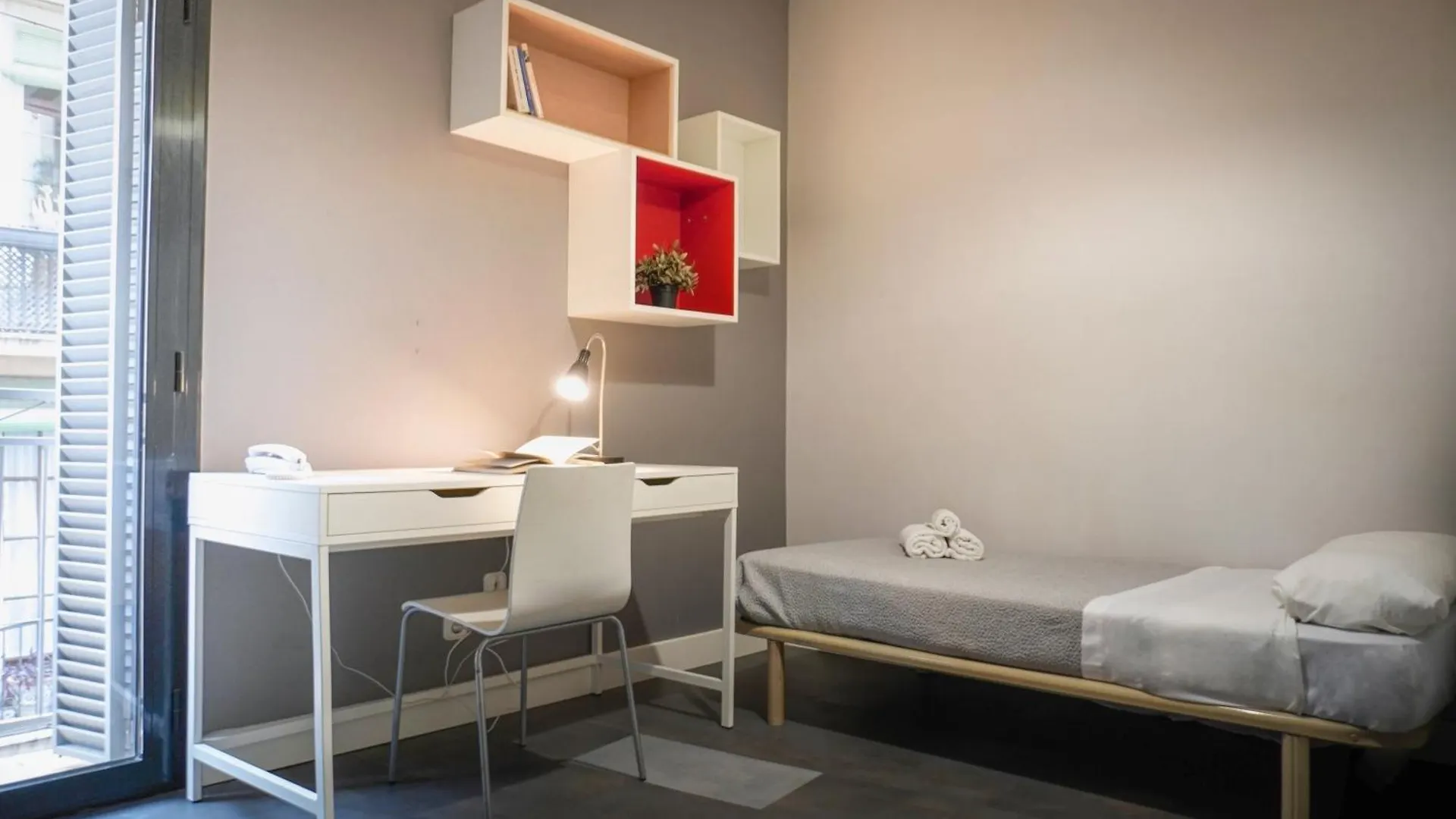 Residencia Universitaria Tagaste Barcelona 0*,  Spanien